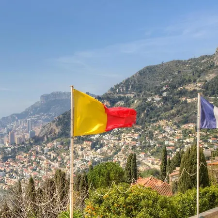 Ancienne Mairie Vieux Village 3 Bedroom Apartmán