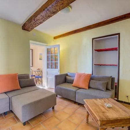 Ancienne Mairie Vieux Village 3 Bedroom Apartmán *