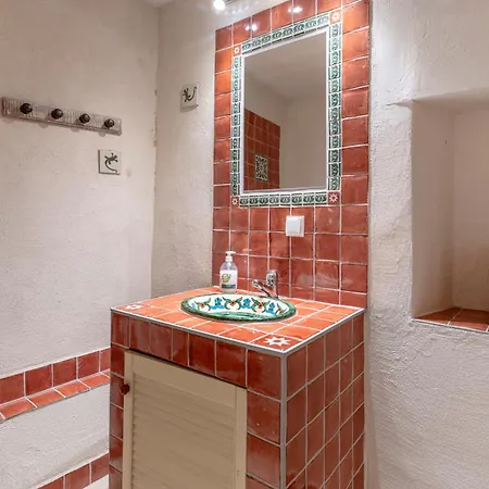 Ancienne Mairie Vieux Village 3 Bedroom Roquebrune-Cap-Martin