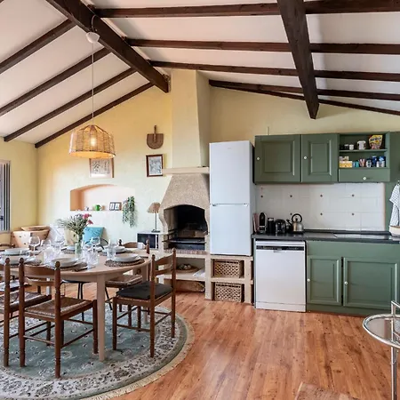 Ancienne Mairie Vieux Village 3 Bedroom