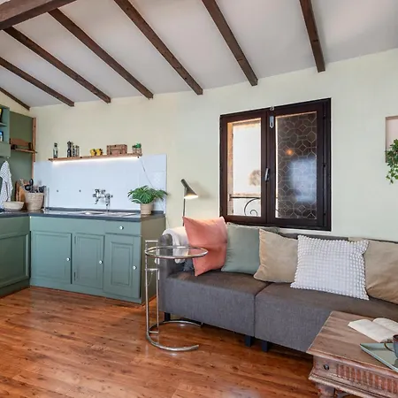 Ancienne Mairie Vieux Village 3 Bedroom Appartement Roquebrune-Cap-Martin